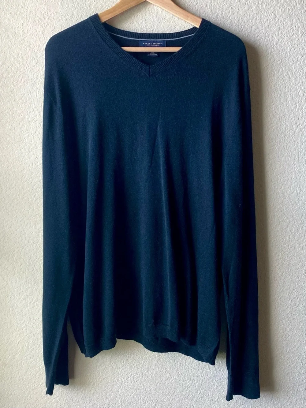 Banana Republic Men’s Silk Cashmere Sweater XL Black Classic Capsule Work Shirt